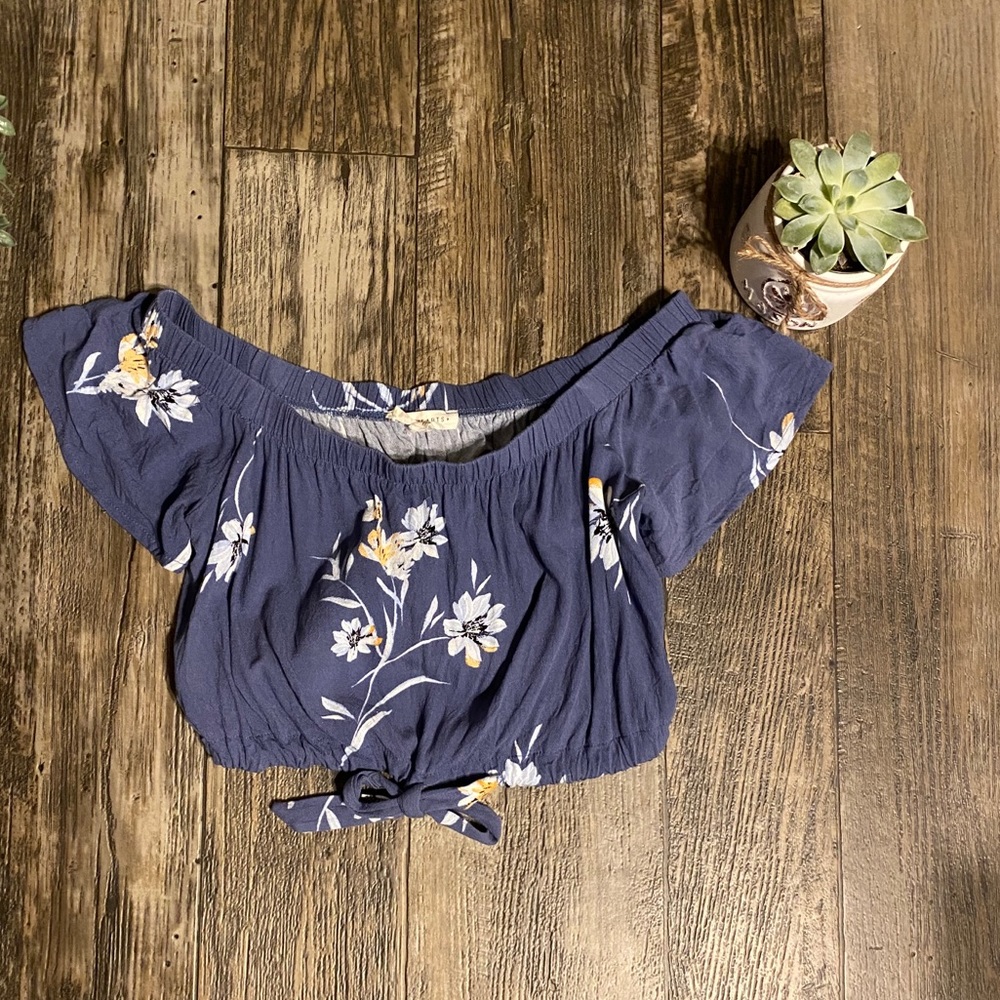 L.A. Hearts floral crop top